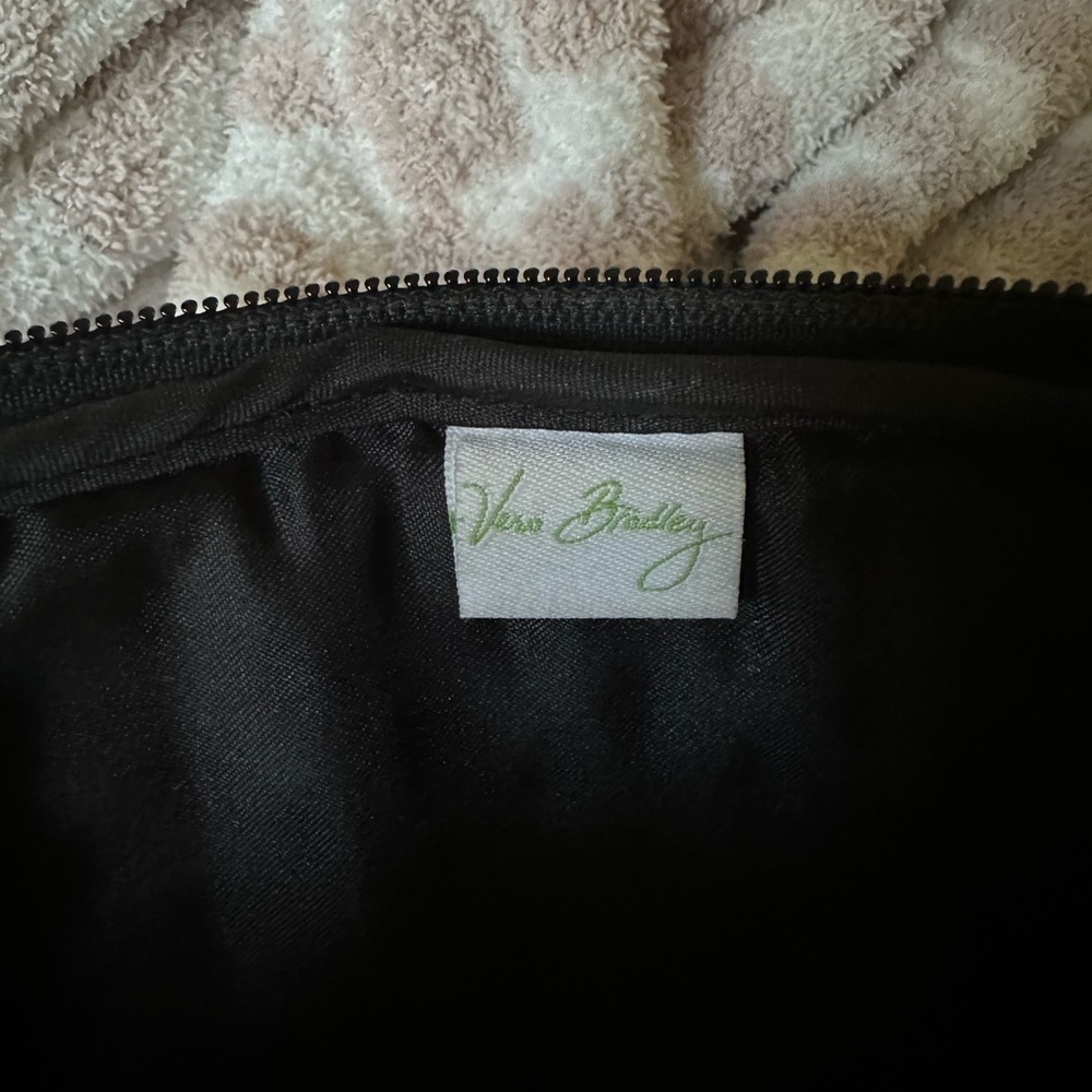 Vera Bradley 13inch laptop sleeve - Picture 3 of 3